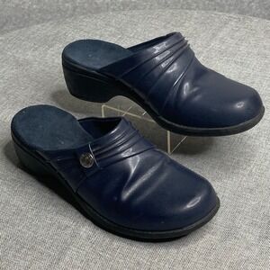 Croft & Barrow Womens Sz 7M Navy Blue Clogs Mules Comfort Shoes